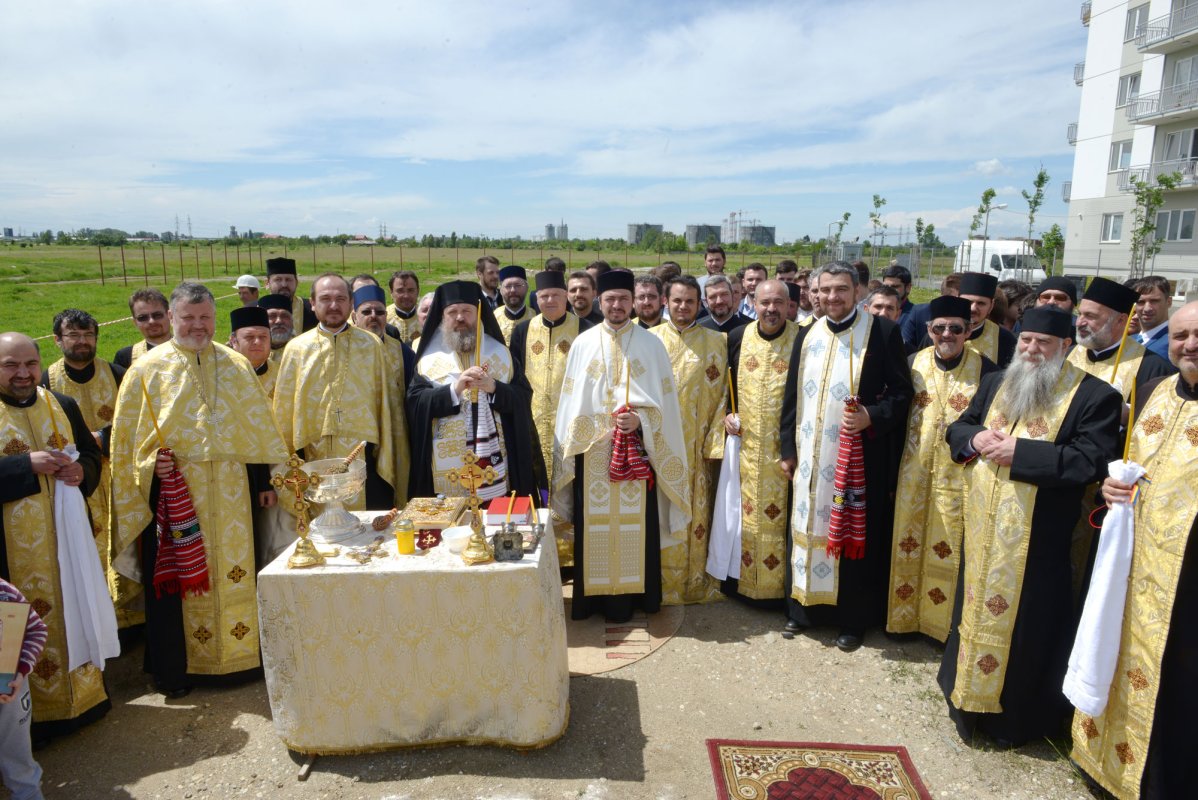 Piatră de temelie pentru o biserică în Capitală 60253