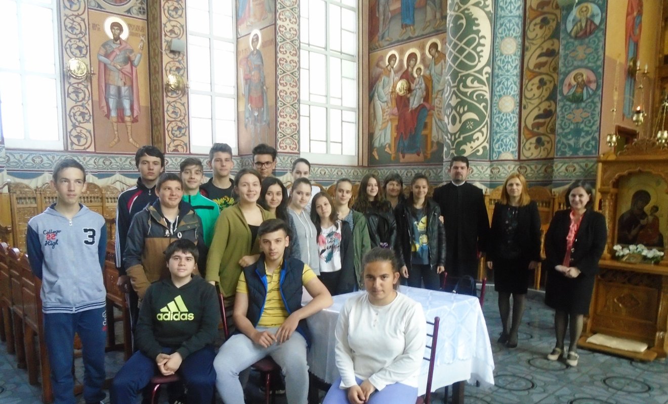 Repere pentru elevi, la parohia clujeană „Naşterea Domnului” 60206