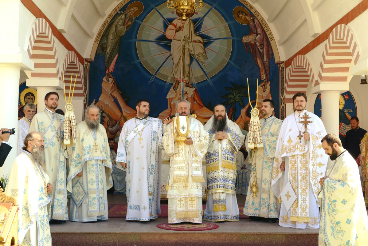 Hramul Mănăstirii Pantocrator din Drăgăneşti-Vlaşca 60154