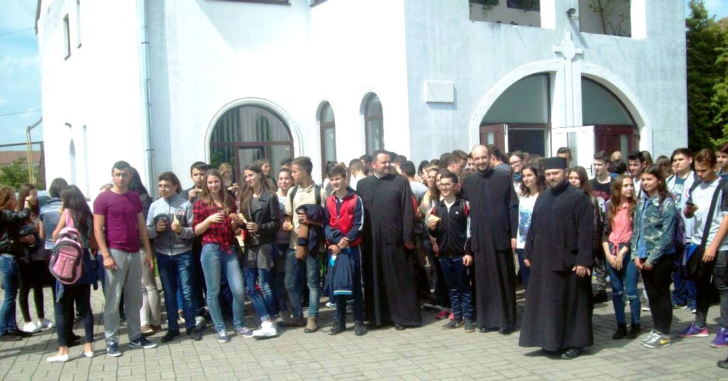 Întâlniri ale tinerilor din Protopopiatul Aiud 60127