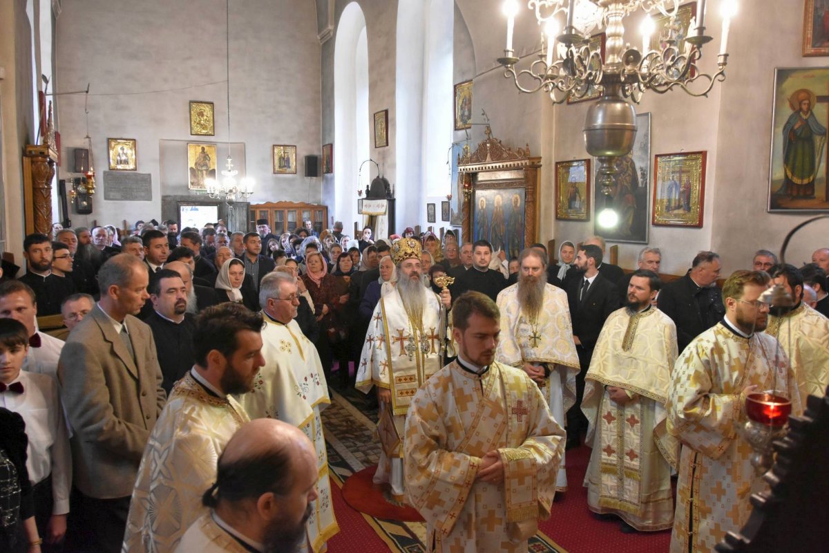 Conferinţă dedicată misiunii preotului în rândul tinerilor 59955