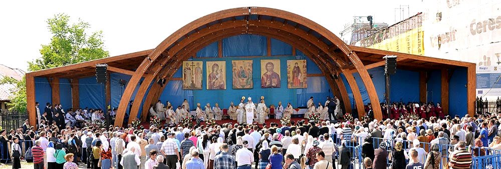 Programul hramului istoric al Catedralei Patriarhale 60013