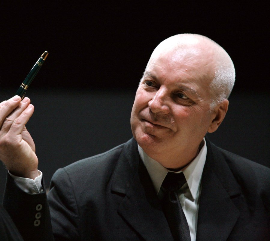 Actorul Ilie Gheorghe, omagiat la Craiova 59927