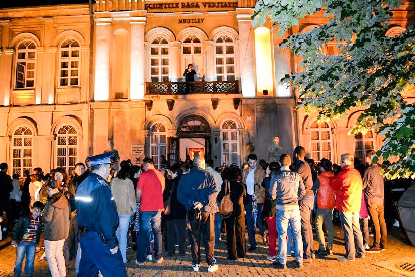 Acces gratuit şi ghidaj audio-video pe telefon la muzeele din ţară 59903