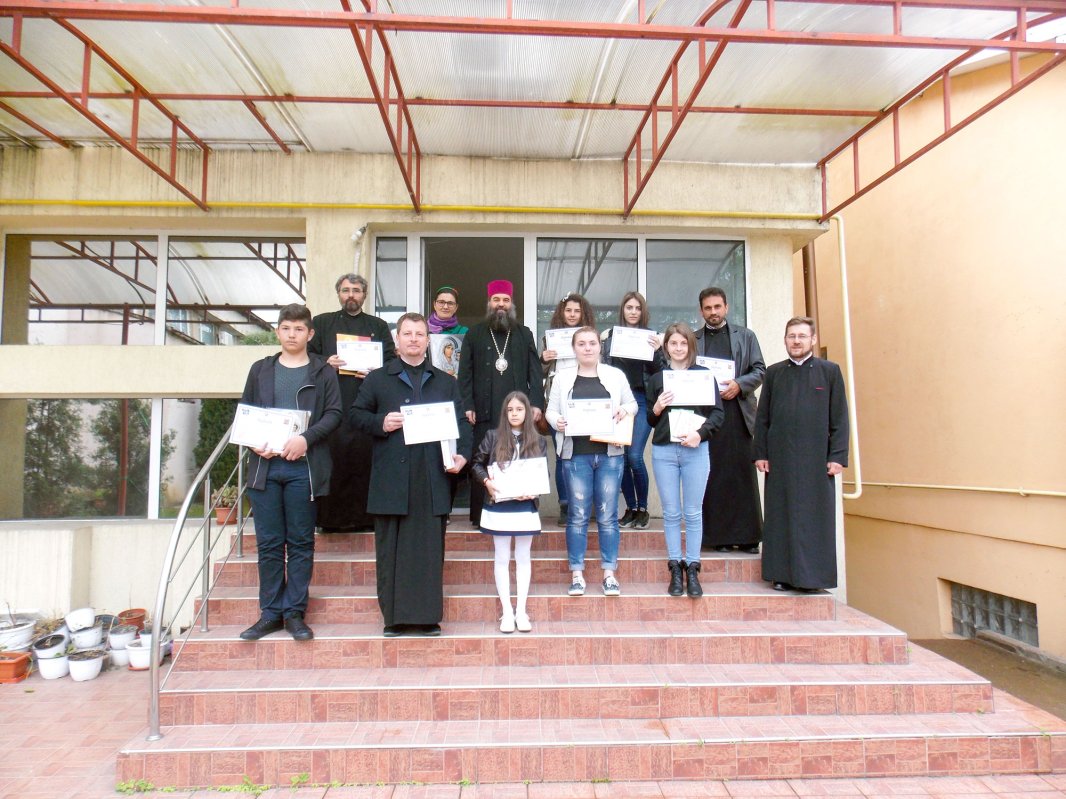 Premii pentru liceenii din Caracal 59860