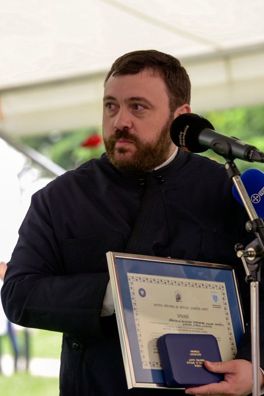 Muzeul Naţional al Satului a oferit distincții Centrului de Presă BASILICA  59721