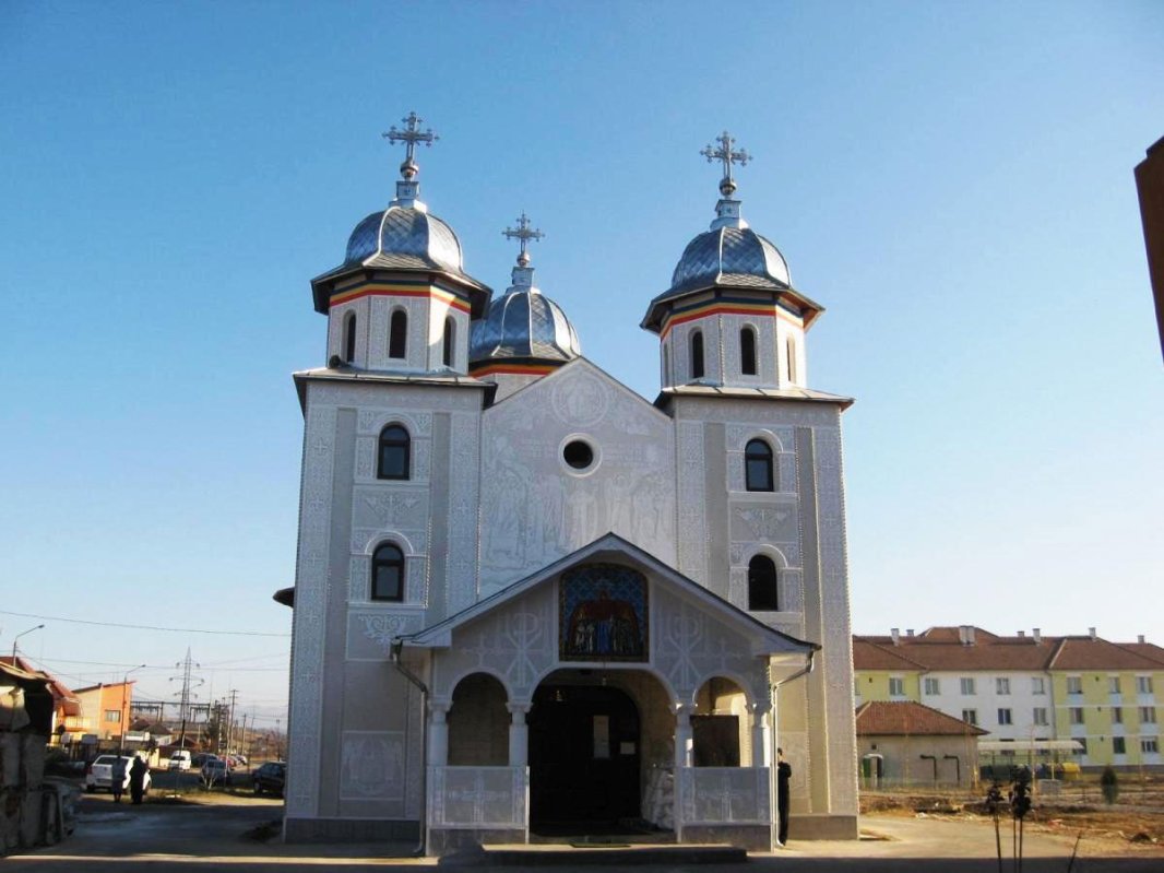 Sfinţii Împăraţi Constantin şi Elena, cinstiţi în Transilvania 59677