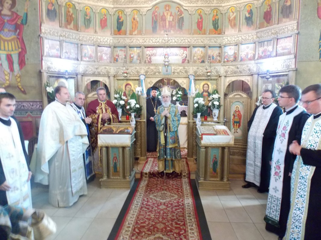 Sfinții Împărați Constantin și Elena sărbătoriți în Banat 59697