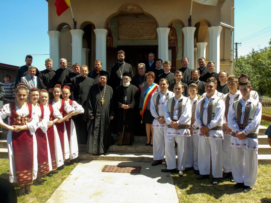 Sfinții Împărați Constantin și Elena sărbătoriți în Banat 59699