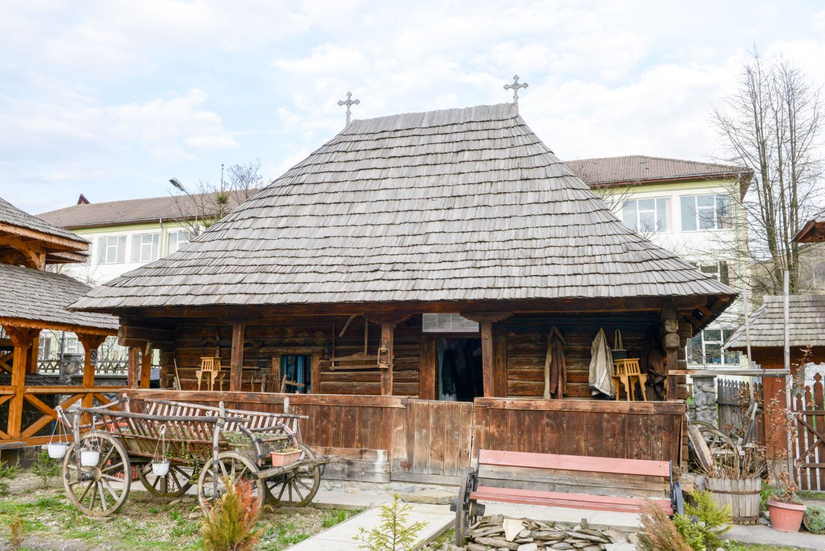 „Sfânta Varvara”, parohia emblematică a Văii Jiului 59583