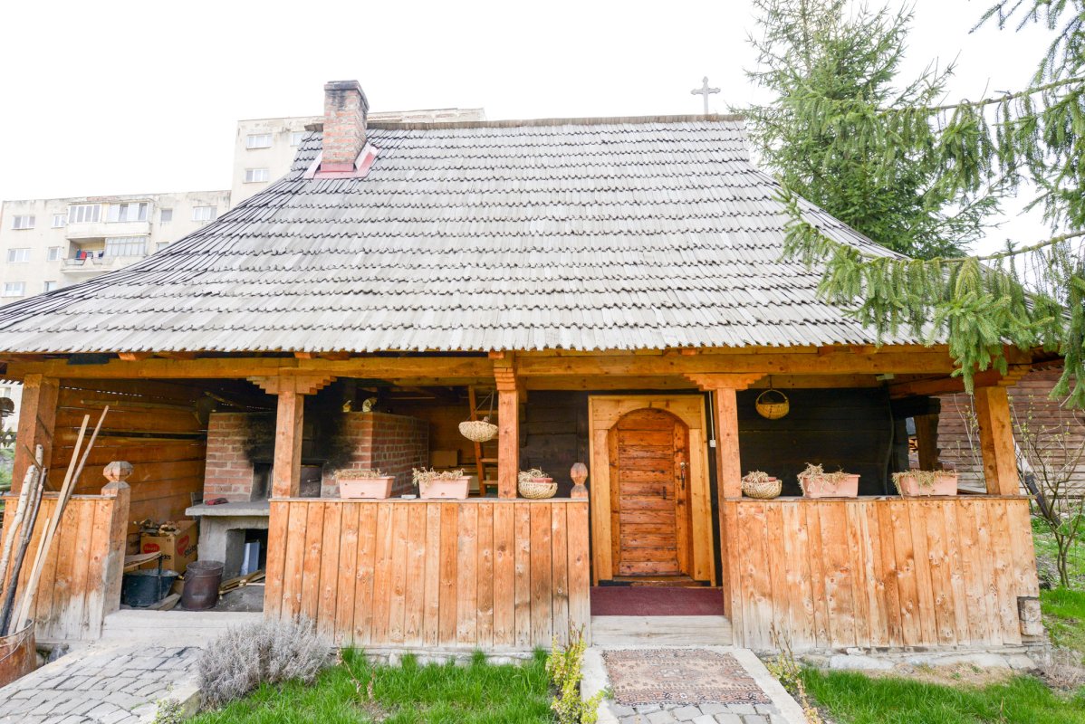 „Sfânta Varvara”, parohia emblematică a Văii Jiului 59587