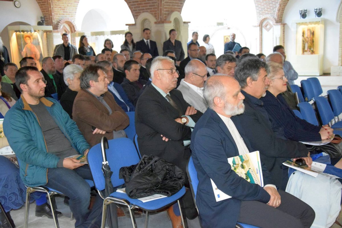 Ansamblul mitropolitan din Iaşi s-a deschis pentru public 59433