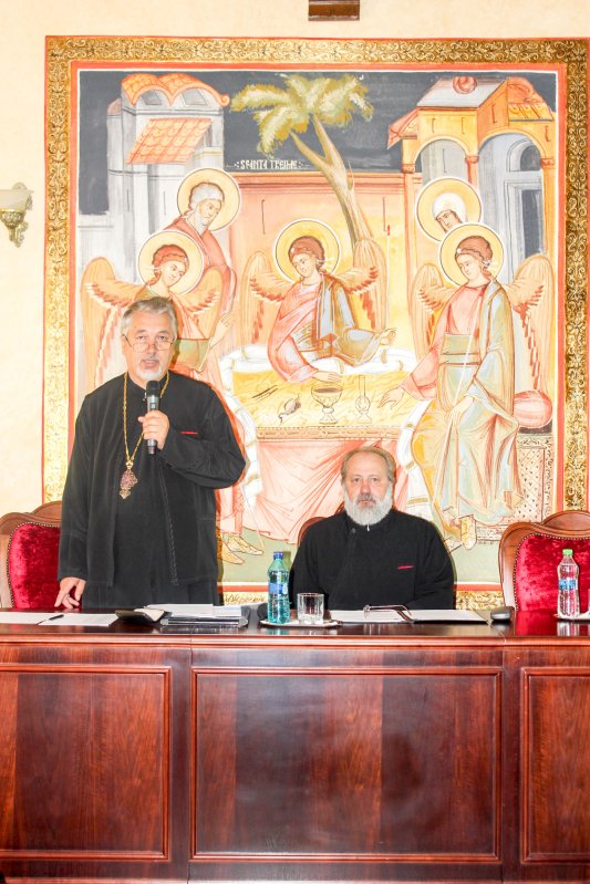 Conferinţe preoţeşti în Mitropolia Olteniei 59381