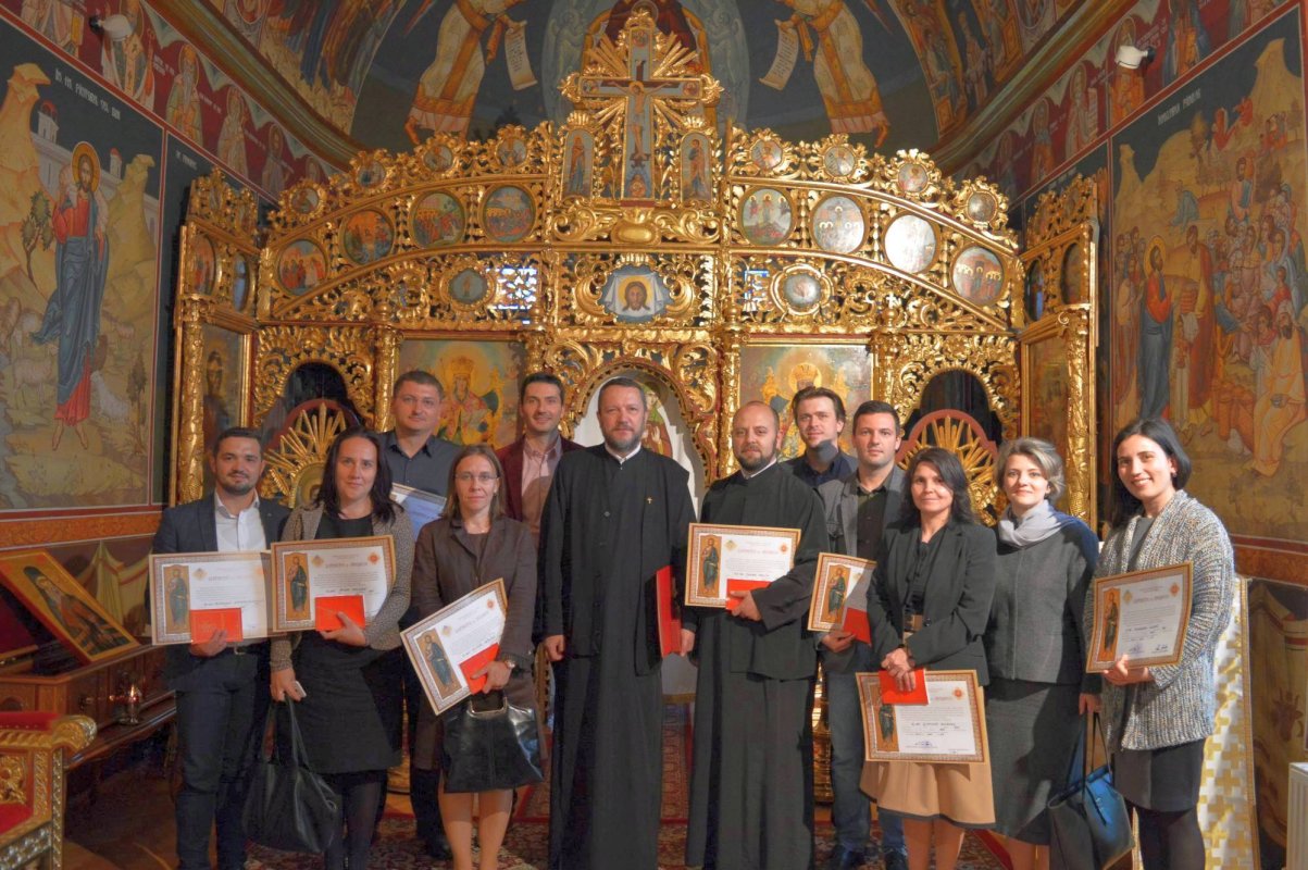 Proiectul „Alege şcoala!“, în Mitropolia Moldovei şi Bucovinei 59364