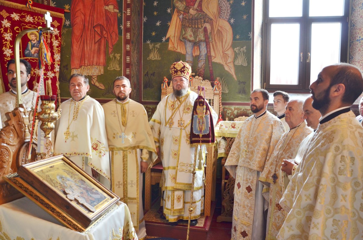 Locaşuri de cult târnosite în Duminica a 5-a după Paşti 59223