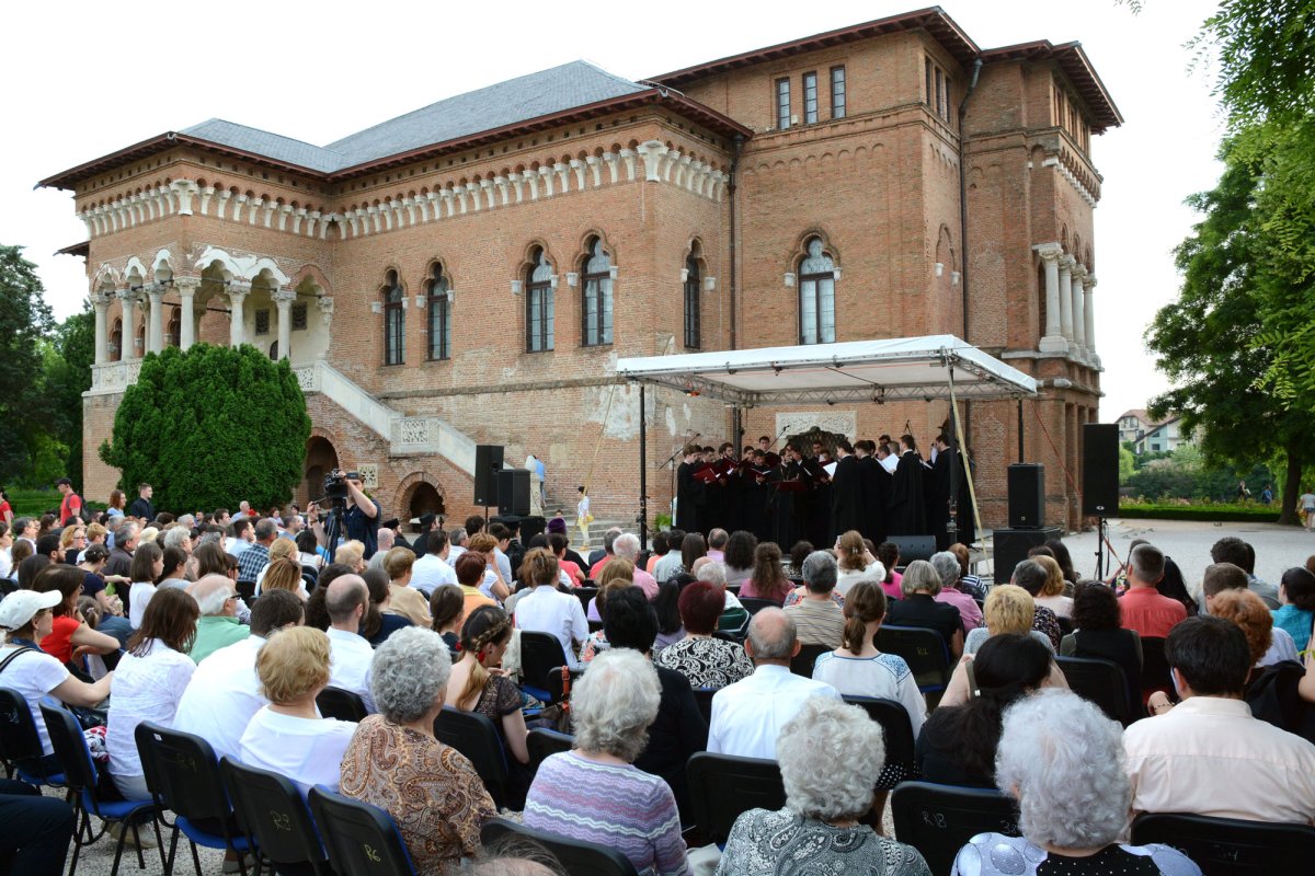 Palatul Mogoşoaia în cântări bizantine 59259