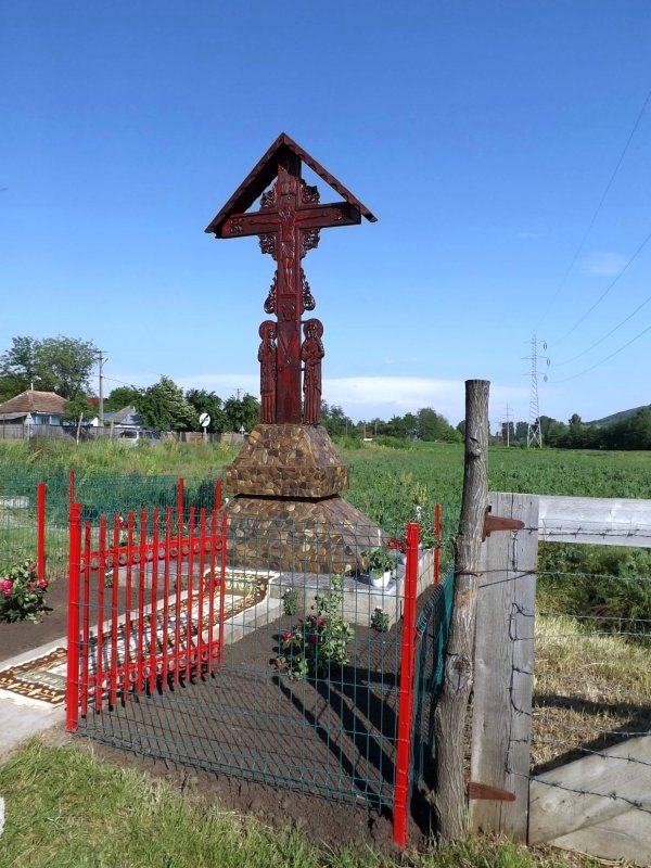 Sfinţire de troiţă şi de monument, dedicate eroilor, la Bohotin 59212