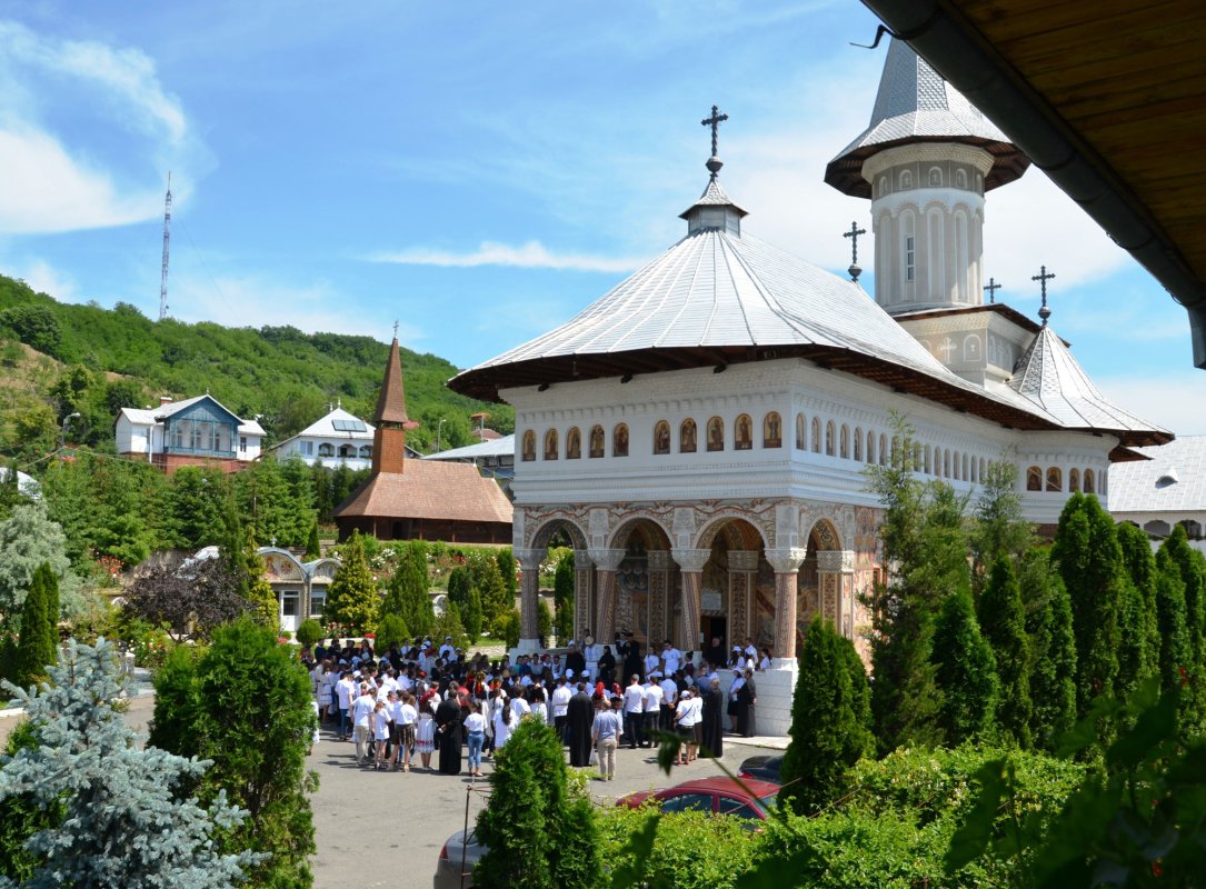 Prima ediție a Întâlnirii tinerilor ortodocși bihoreni 59158