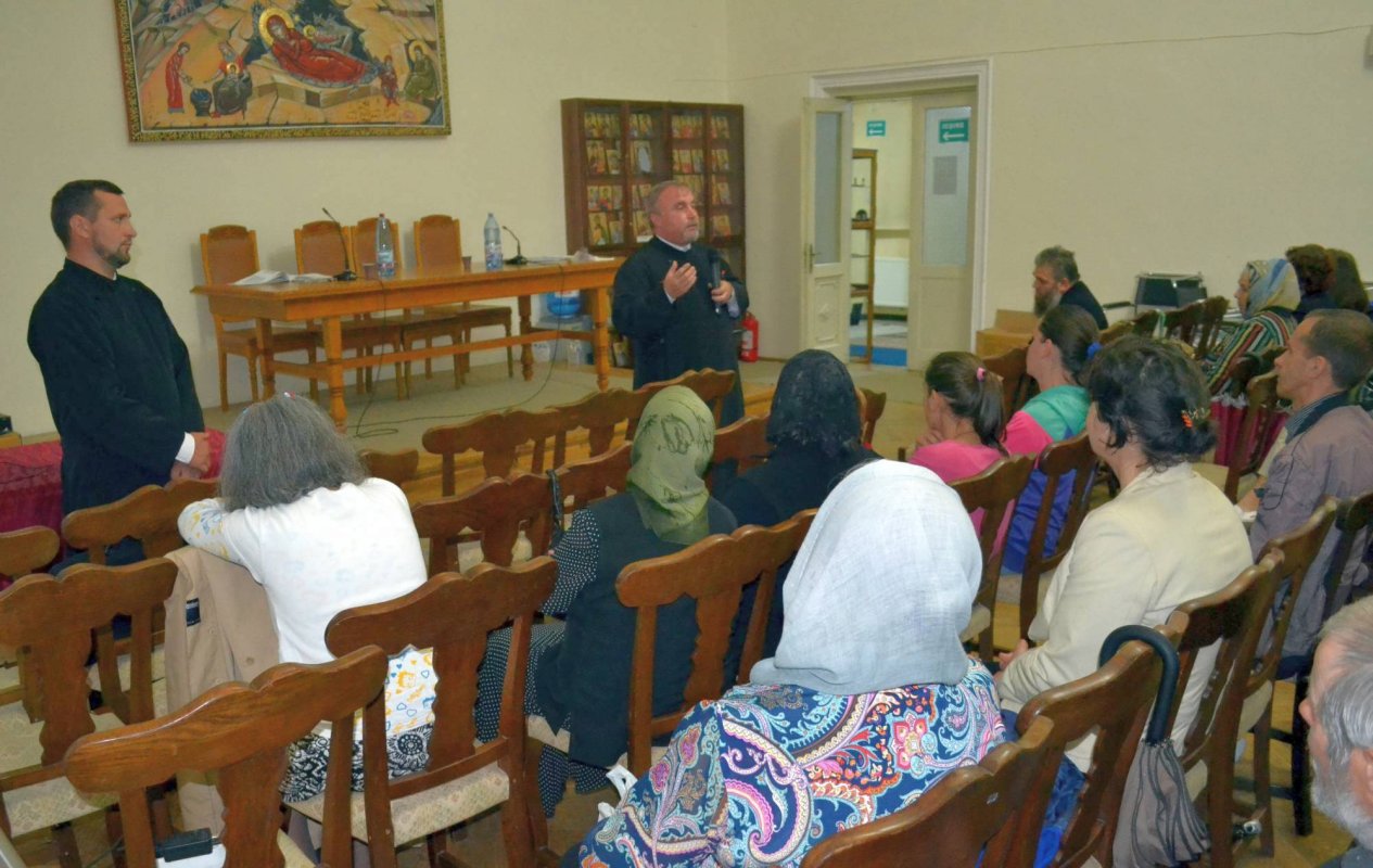 Despre „Datoriile creştinului“, la Protopopiatul Botoşani 59100