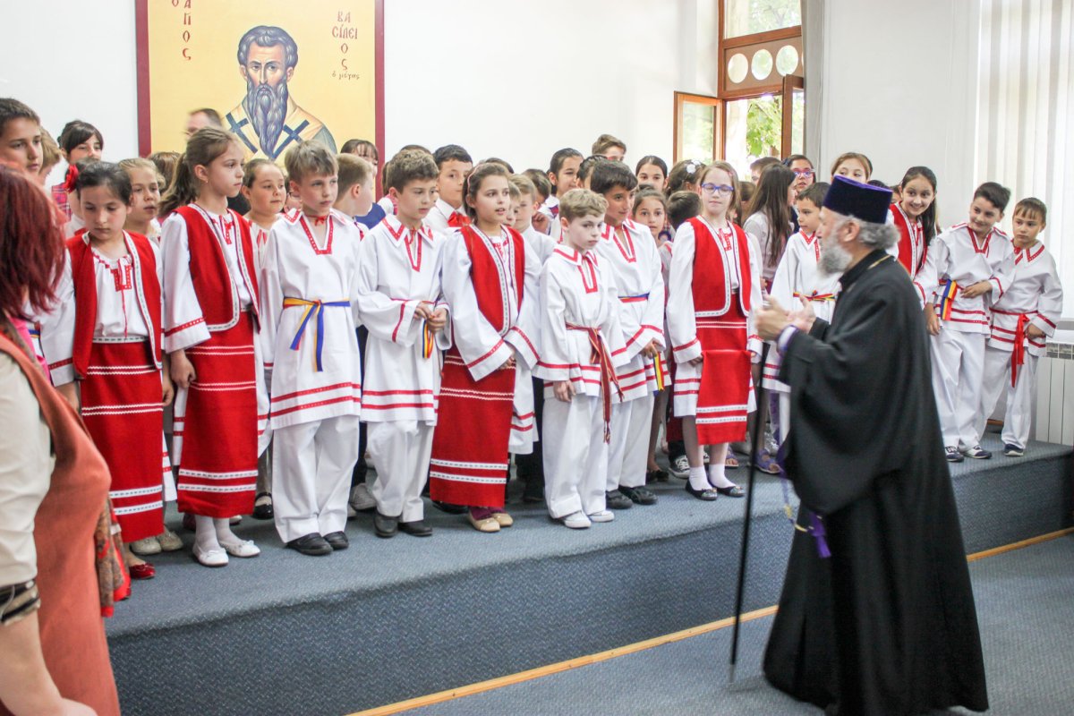 Grija Bisericii pentru tinerele generaţii 59137