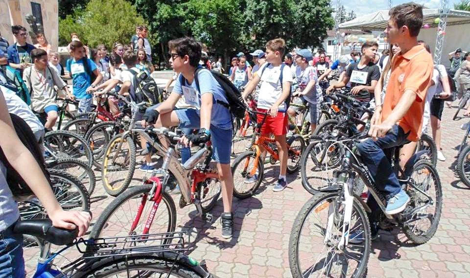 Ziua Copilului în eparhii din Muntenia 59078