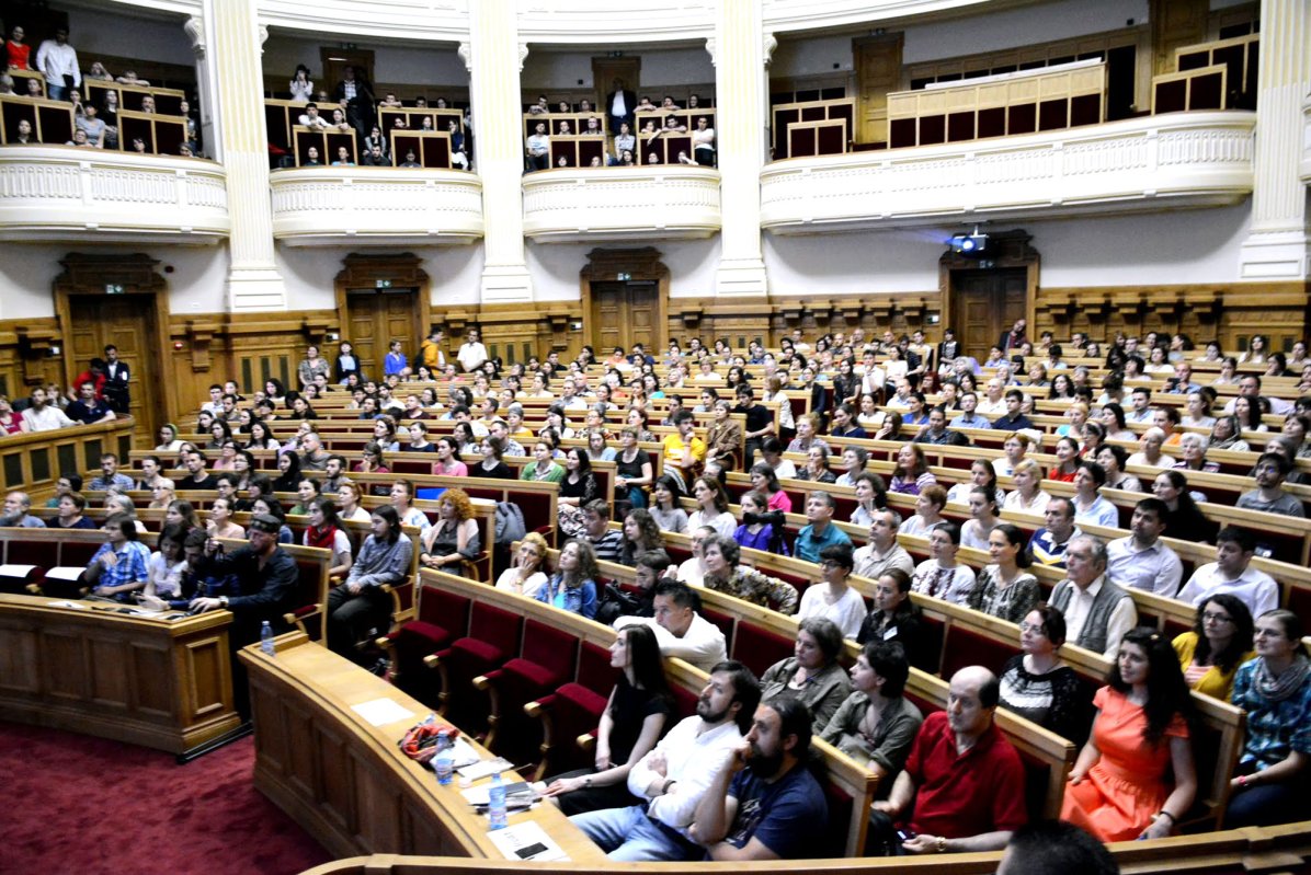 Conferință cu tema „La răscrucea dintre realități” la Palatul Patriarhiei 59001