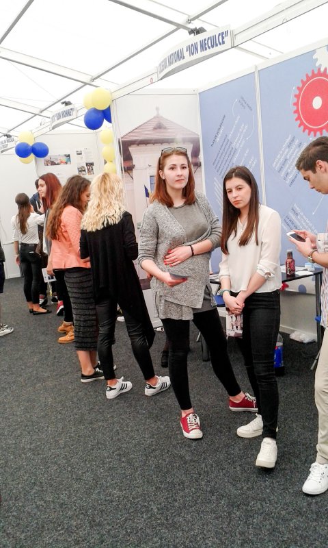 Târgul educațional,  o soluție bună pentru orientarea profesională a elevilor 59016