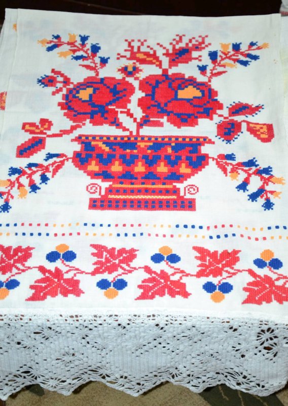 La Ibănești, pe ulițele veșniciei 58919