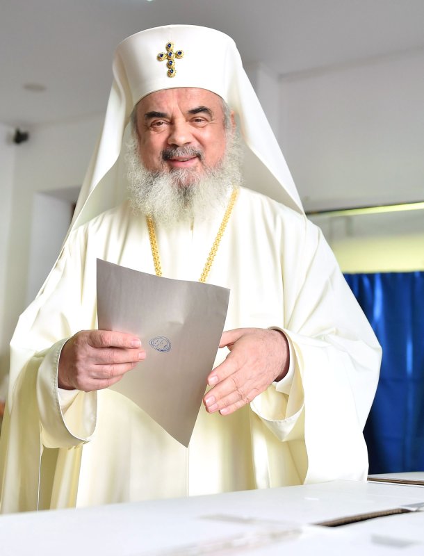 Patriarhul României a votat la Şcoala „Ienăchiţă Văcărescu“ din București 58889