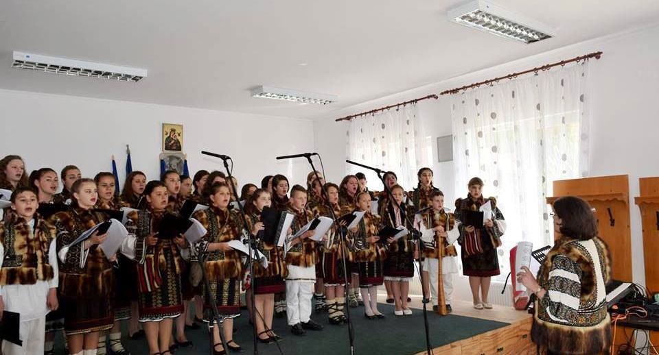 „Hora bucuriei” la Voineşti, Covasna 58815