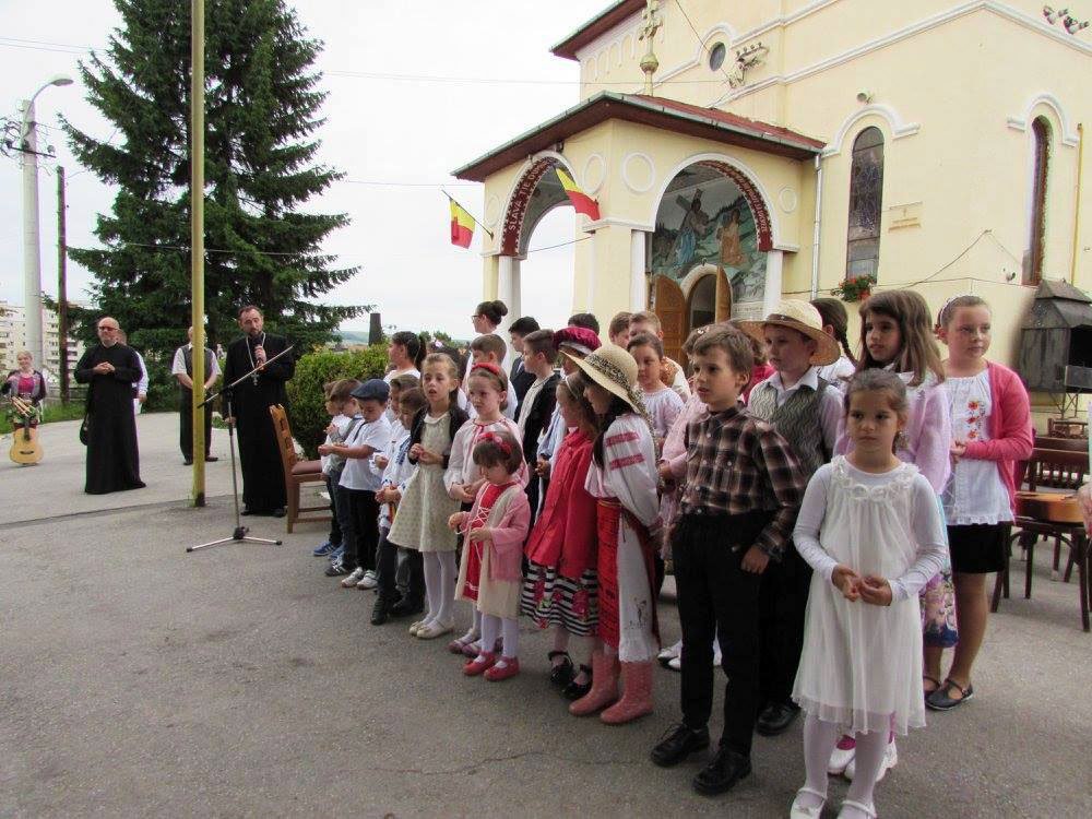 Activități recreative și educative dedicate copiilor şi tinerilor 58760