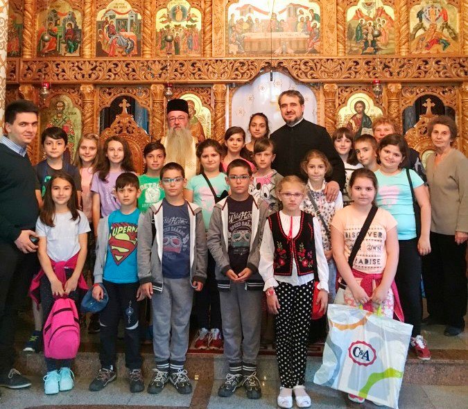 Activităţi şi proiecte destinate copiilor şi familiei 58699