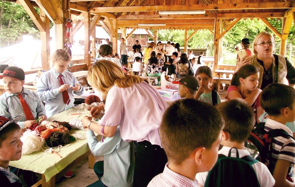 Meşteri populari la Târgul de jucării 58702