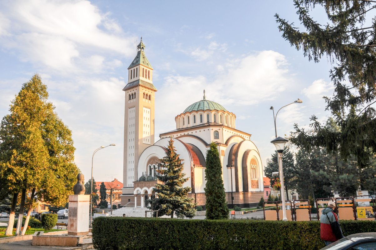 Integrarea tinerilor din Orăștie în viața Bisericii 58670