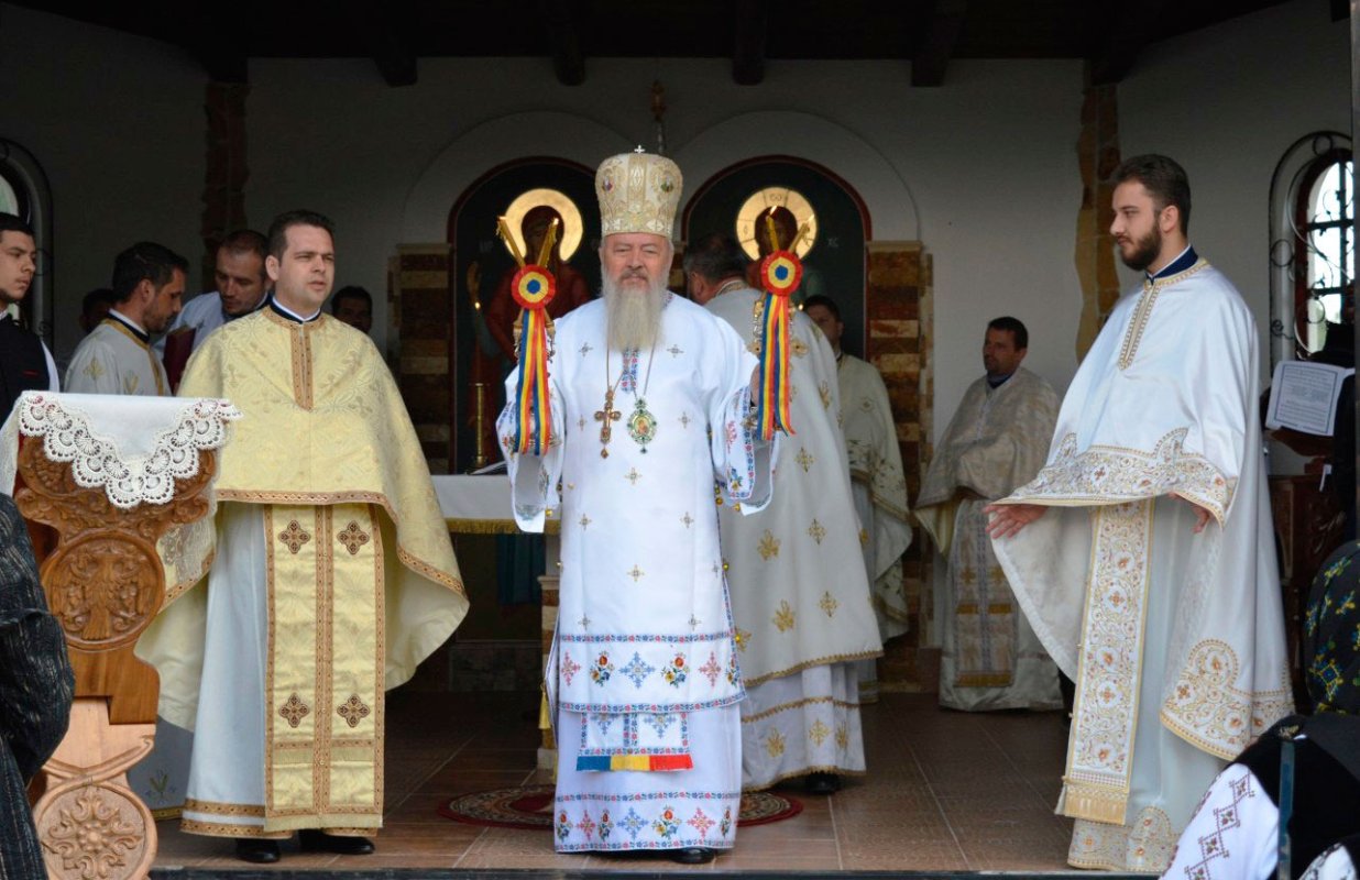 Înălţarea Domnului şi Ziua Eroilor 58567