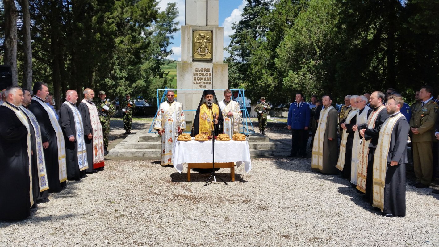 Înălţarea Domnului şi Ziua Eroilor 58568