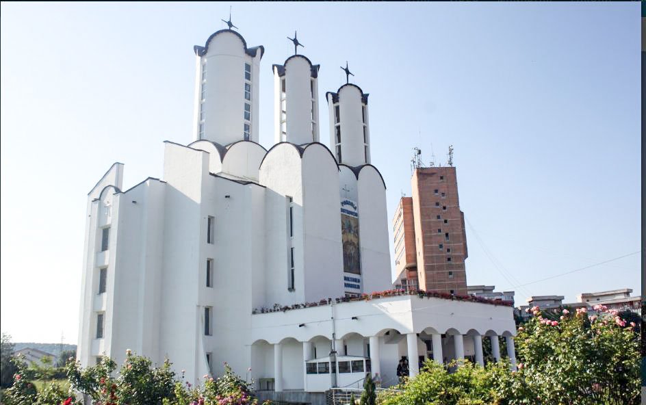 Liturghii arhierești și comemorări ale eroilor 58578