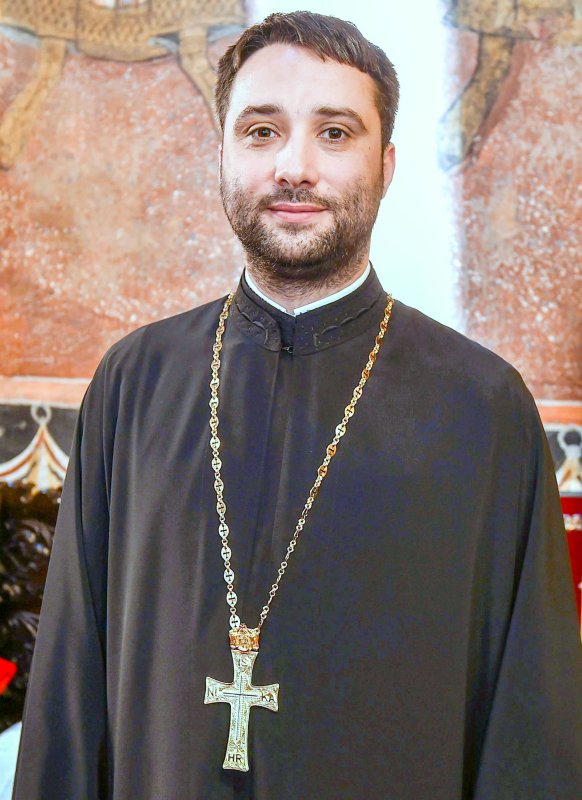 Promovarea în treaptă, „nou altar de jertfă” 58599