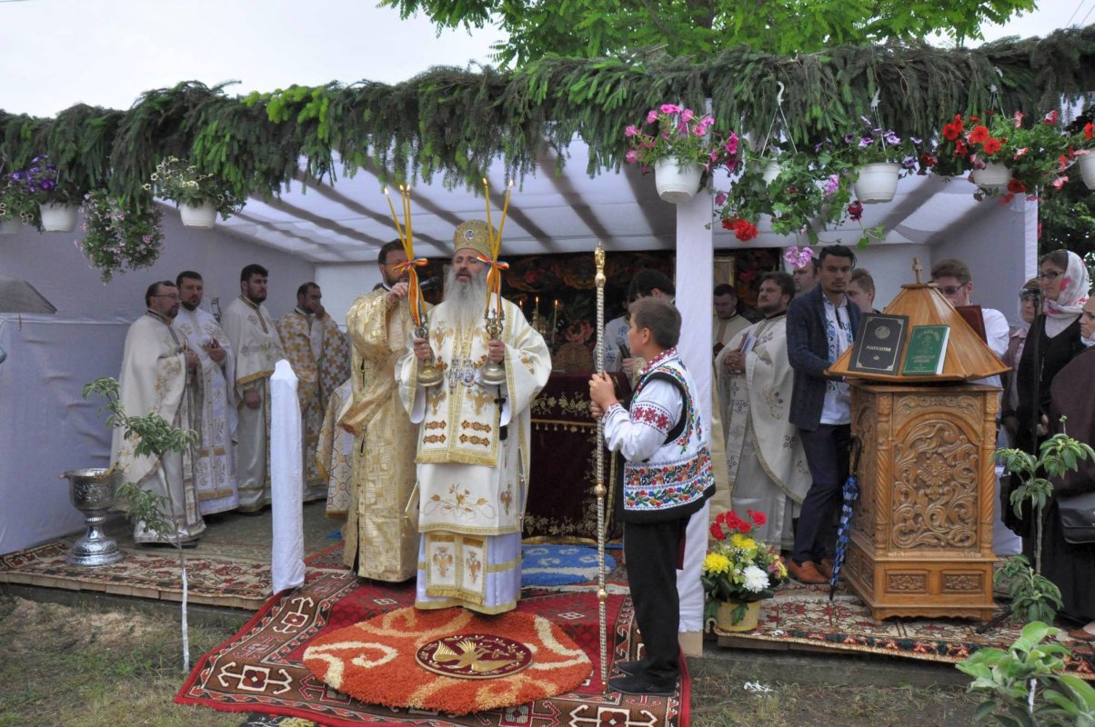 „În biserică, omul trăieşte cele mai importante evenimente din viaţa lui“ 58472