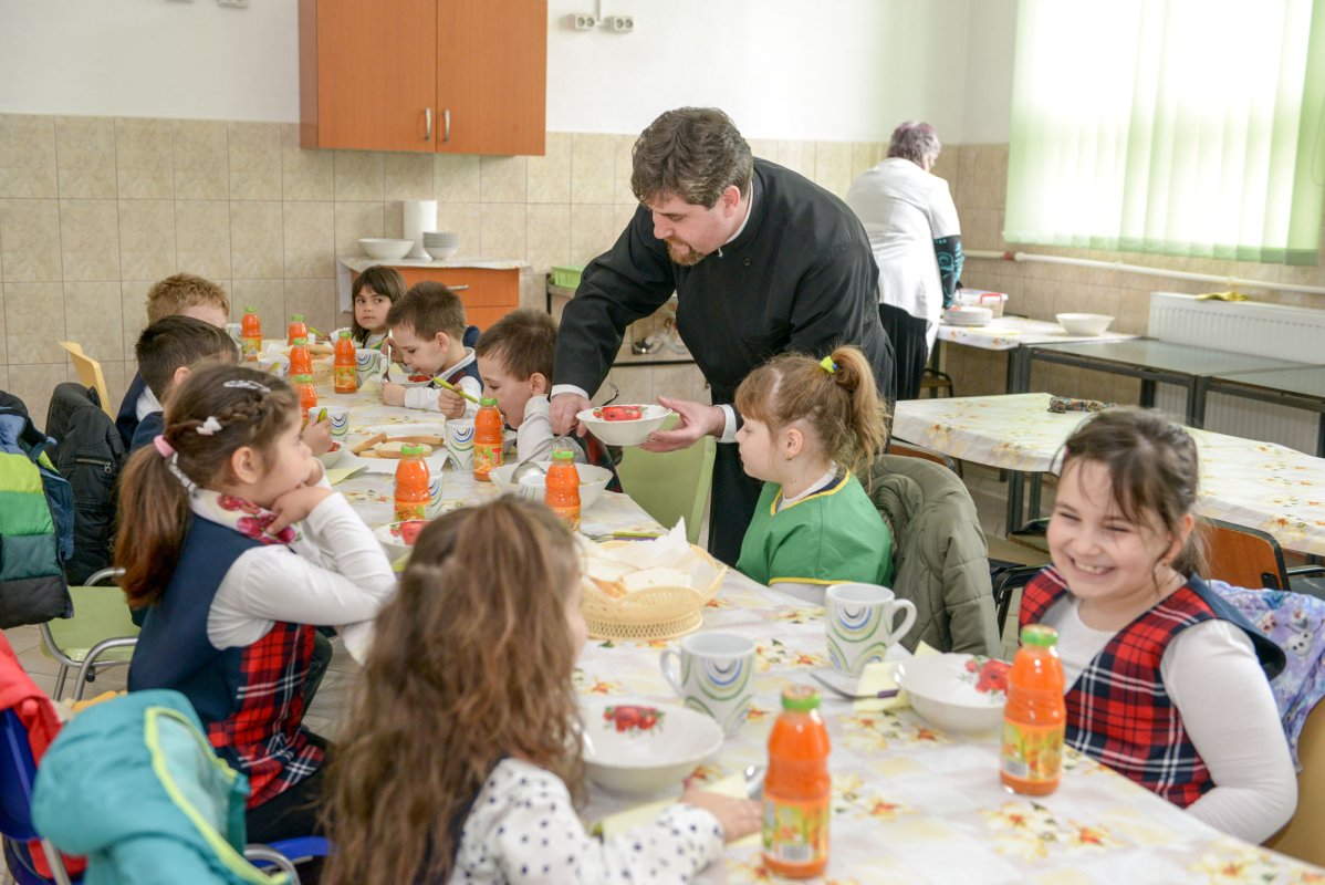 Grijă pentru viitorul copiilor în Deva și Hunedoara 58440