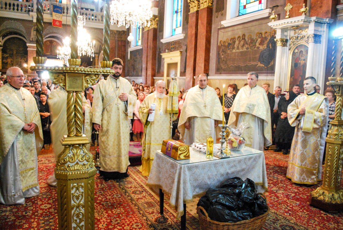 Slujiri arhierești în Banat 58423