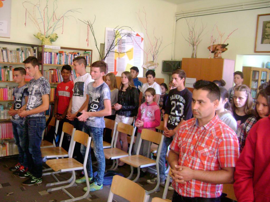 Activităţi cu tinerii în Arhiepiscopia Alba Iuliei 58346