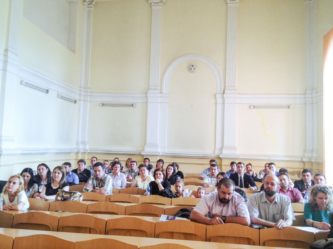 Diplome de merit pentru profesori de religie şi elevi din Eparhia Aradului 58361