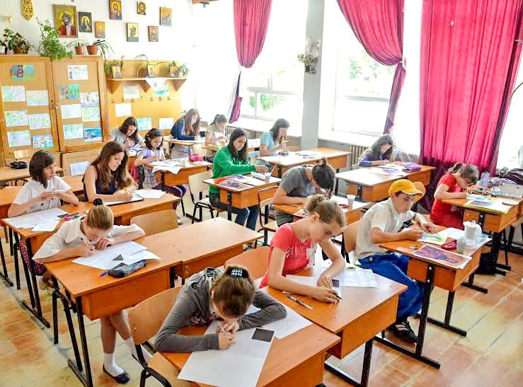 Se apropie Evaluarea Naţională la clasa a VIII-a 58392
