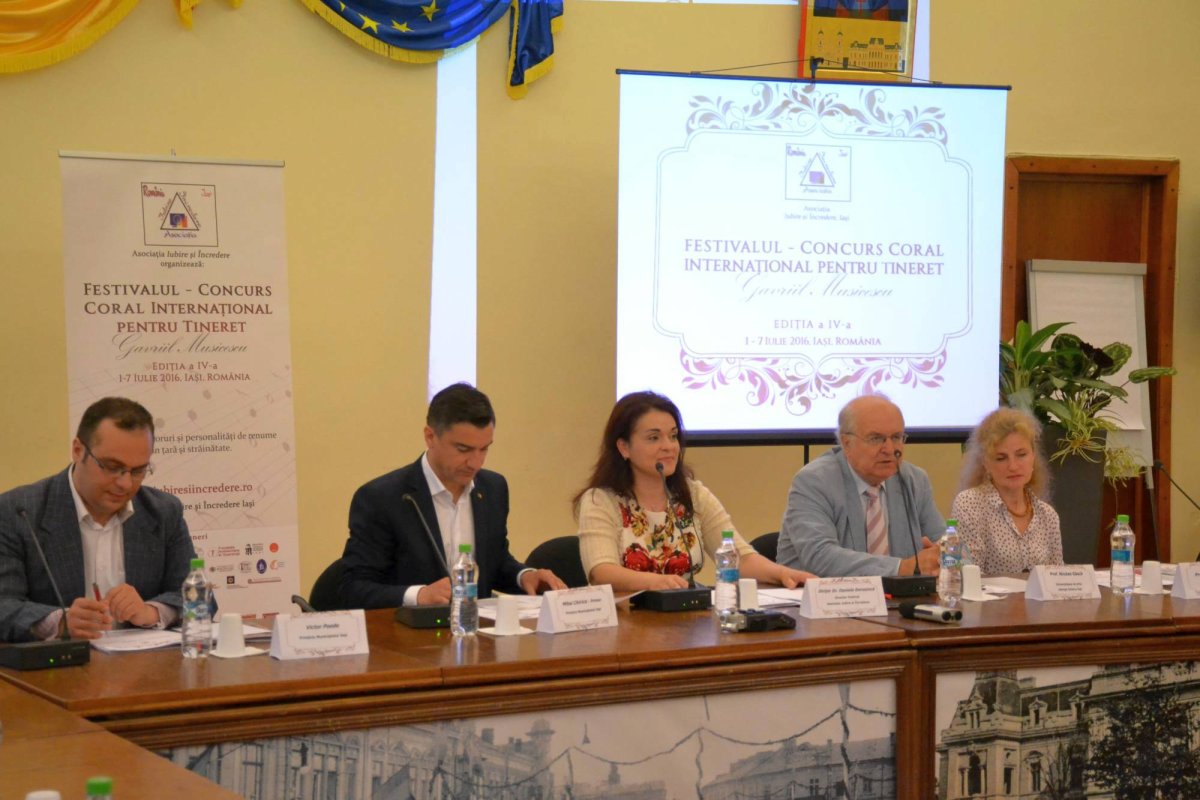 A IV-a ediţie a Festivalului-Concurs Coral Internaţional pentru Tineret „Gavriil Musicescu“ la Iaşi 58275