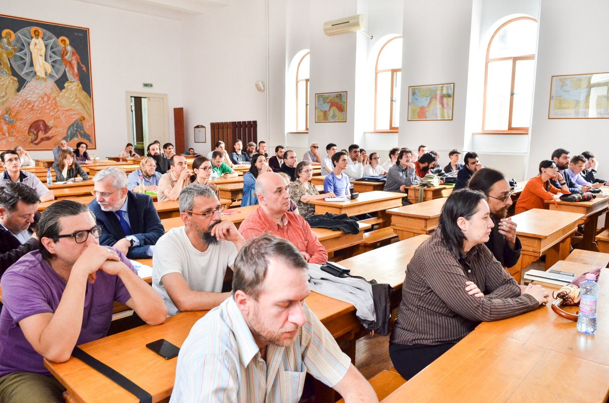 Conferință despre simbolistica modernă 58323