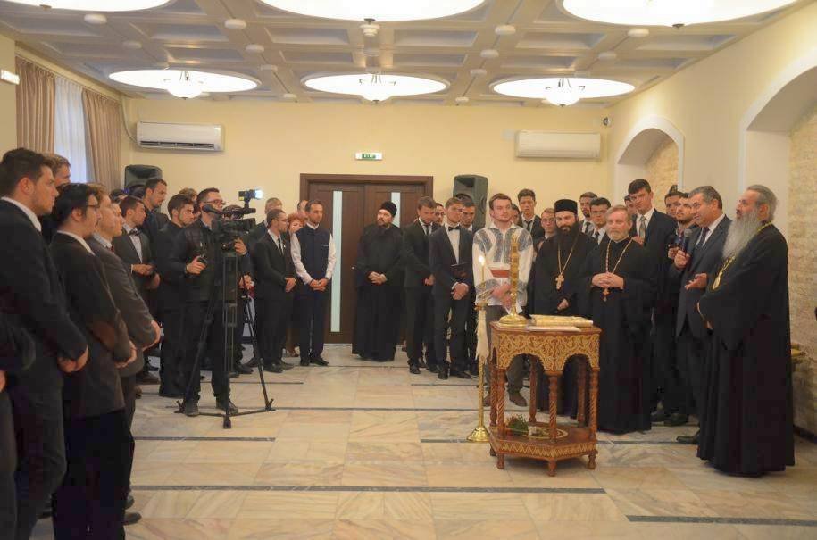 Acordarea arhiereştii binecuvântări pentru admiterea la Teologie în Arhiepiscopia Iaşilor 58212