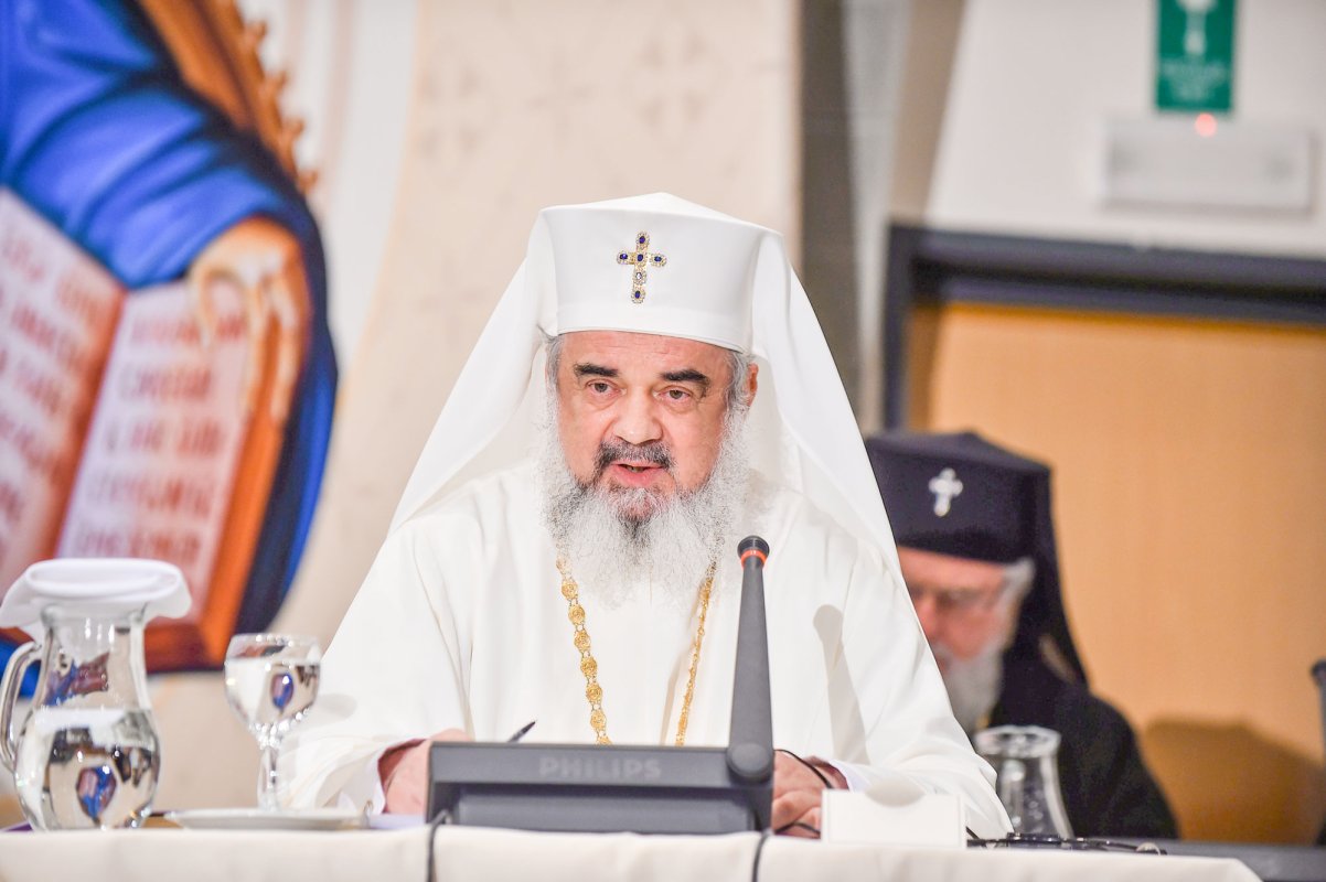 Sesiune inaugurală a Sfântului şi Marelui Sinod 58077