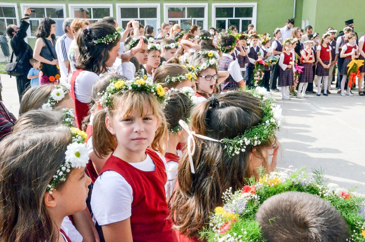 O nouă promoție a Școlii „Sfântul Antim” din Timișoara 57872