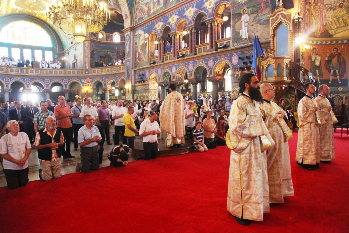 Licenţiaţii Facultăţii de Teologie de la Sibiu au depus jurământul 57747